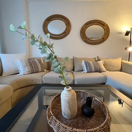 Appartement Impeccable Large With Immense Terrace And Private Garden Overlooking The Mountain, Featuring 2 Bedrooms And Sleeping Up To 4 Guests Located 100 Meters From Plaza Maestranza Marbella