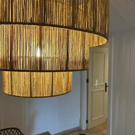 Impeccable Large With Immense Terrace And Private Garden Overlooking The Mountain, Featuring 2 Bedrooms And Sleeping Up To 4 Guests Located 100 Meters From Plaza Maestranza ماربيا