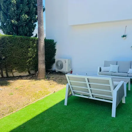 Impeccable Large With Immense Terrace And Private Garden Overlooking The Mountain, Featuring 2 Bedrooms And Sleeping Up To 4 Guests Located 100 Meters From Plaza Maestranza Apartmán Marbella