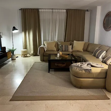 Impeccable Large With Immense Terrace And Private Garden Overlooking The Mountain, Featuring 2 Bedrooms And Sleeping Up To 4 Guests Located 100 Meters From Plaza Maestranza * Marbellac