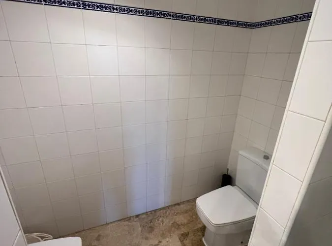 Διαμέρισμα Impeccable Large With Immense Terrace And Private Garden Overlooking The Mountain, Featuring 2 Bedrooms And Sleeping Up To 4 Guests Located 100 Meters From Plaza Maestranza
